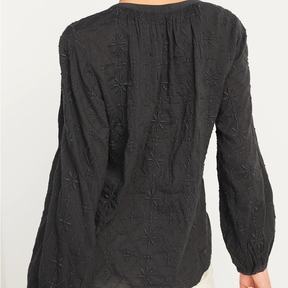 Old Navy Embroidered Blouse - Picture 2 of 2